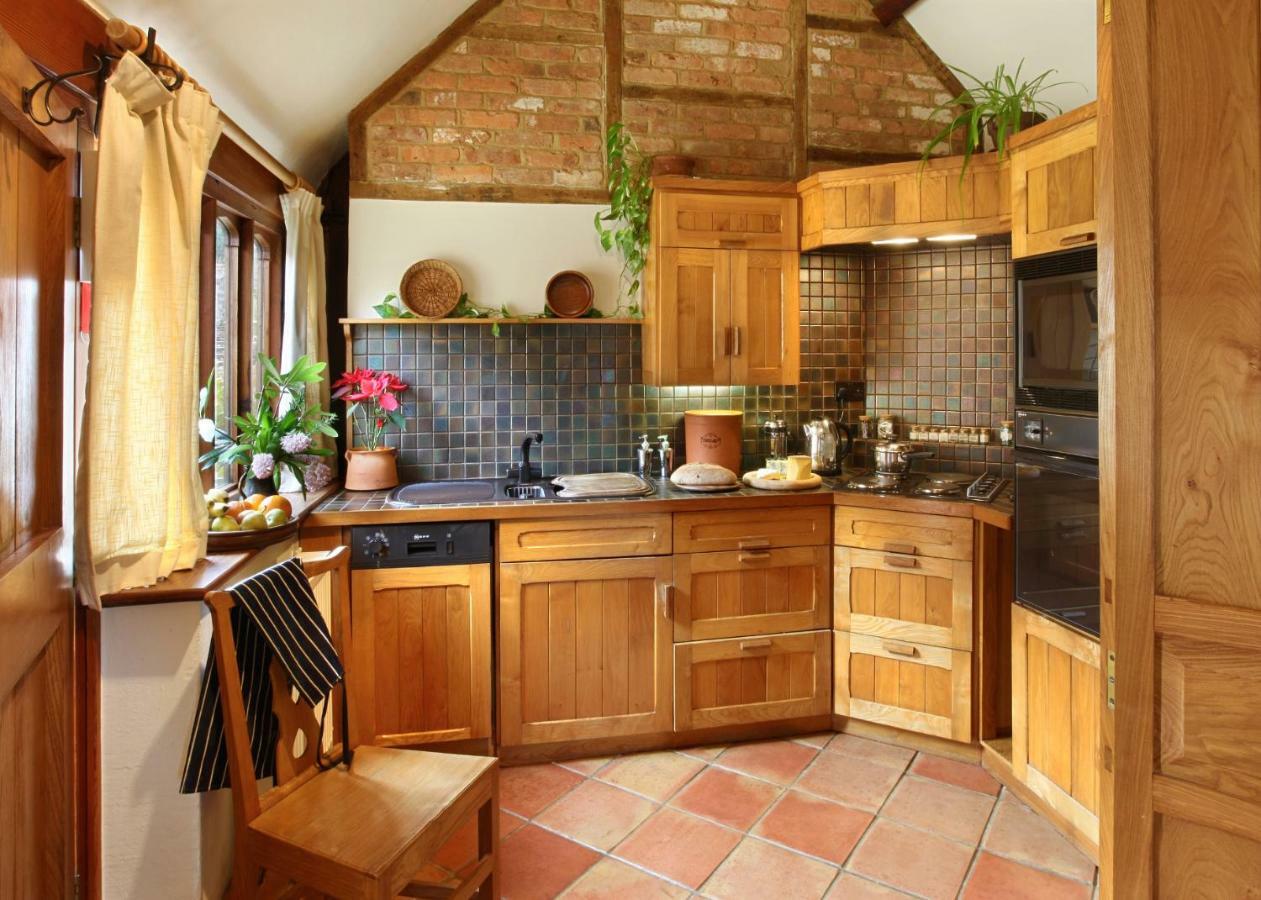 Heath Farm Holiday Cottages Swerford المظهر الخارجي الصورة